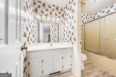Come home to the perfect Country Retreat! Discover the perfect - photo 17