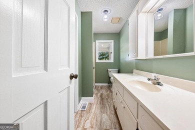 Come home to the perfect Country Retreat! Discover the perfect - photo 21