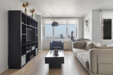 Hudson River Apartment For Sale in New York New York