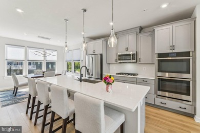The Executive End-Unit You Won't Find Anywhere Else. Upgrade - photo 25