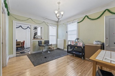 Prime 5-unit multifamily investment opportunity in Portland's - photo 29