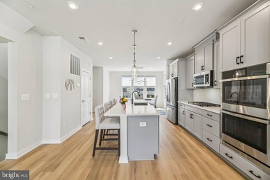 The Executive End-Unit You Won't Find Anywhere Else. Upgrade - photo 29