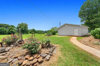 Come home to the perfect Country Retreat! Discover the perfect - photo 30