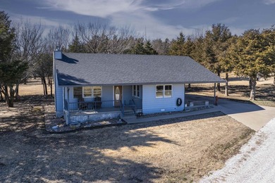 Peaceful Country Living on 10+/- Acres with Shop, Pond & Gated - photo 33