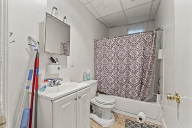 Prime 5-unit multifamily investment opportunity in Portland's - photo 35