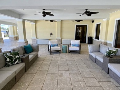 BEST PRICE!.... on this well maintained 2 Bed/2 Bath, Plus Den - photo 35