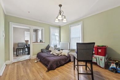 Prime 5-unit multifamily investment opportunity in Portland's - photo 36