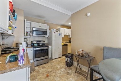 Prime 5-unit multifamily investment opportunity in Portland's - photo 37