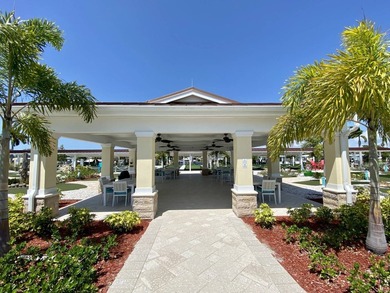 BEST PRICE!.... on this well maintained 2 Bed/2 Bath, Plus Den - photo 37