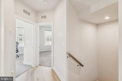 The Executive End-Unit You Won't Find Anywhere Else. Upgrade - photo 49
