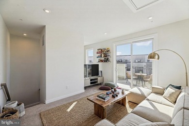 The Executive End-Unit You Won't Find Anywhere Else. Upgrade - photo 50