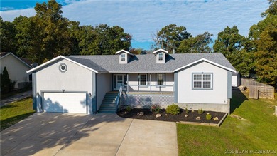 Lake of the Ozarks Home For Sale in Camdenton Missouri