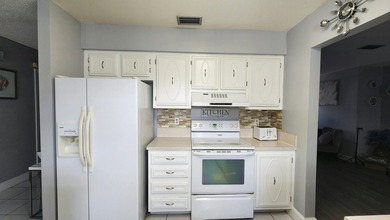 Back on the market due to buyer's related circumstances - photo 12