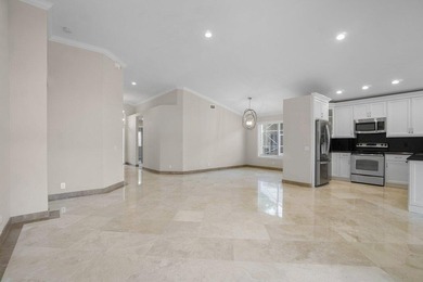 Welcome to The Harbors at Riverglen! This beautifully maintained - photo 13
