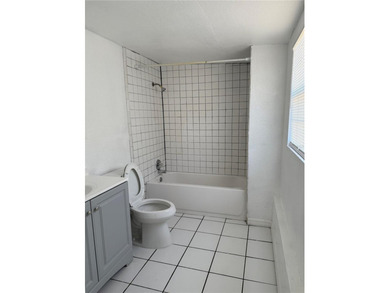 3 Bedroom 2 full bathroom block home in St. Pete. Updated - photo 4