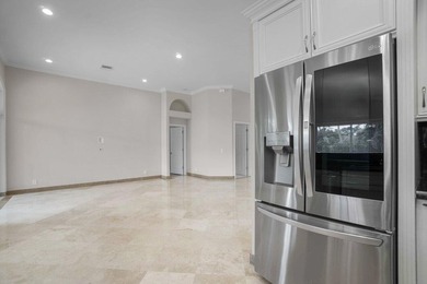 Welcome to The Harbors at Riverglen! This beautifully maintained - photo 15