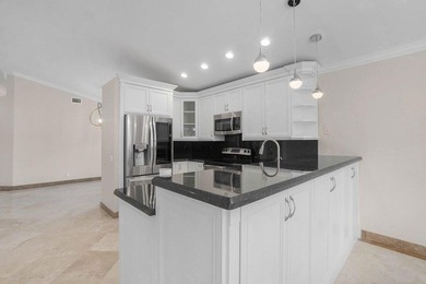Welcome to The Harbors at Riverglen! This beautifully maintained - photo 20