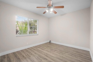 Welcome to The Harbors at Riverglen! This beautifully maintained - photo 27