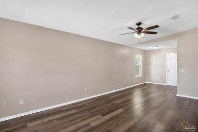 Charming 3-bedroom, 2-bath all-electric patio home in Southwest - photo 8
