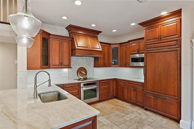 A rare opportunity to own a home in Riverview landings! Located - photo 12