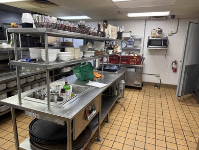 6,256 sq.ft. Free standing restaurant building (Former Esquire - photo 15