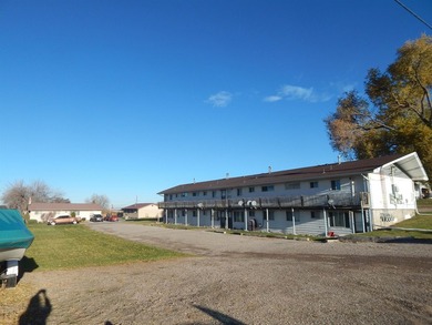 Well maintained 8 plex in great location. Long term tenants with - photo 5