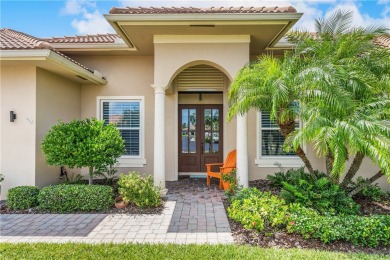 (private lake, pond, creek) Home For Sale in Vero Beach Florida