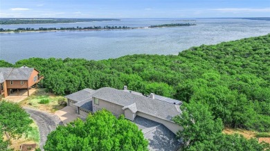 Lake Home For Sale in Pottsboro, Texas
