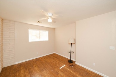 Charming 1980 single-family home located in the desirable Valle - photo 12