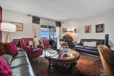 Come see this beautifully charming 1 bed, 1.5 bath condo in the - photo 13