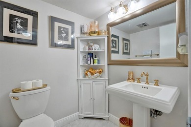Come see this beautifully charming 1 bed, 1.5 bath condo in the - photo 16