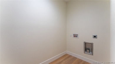 Brand-new, never-lived-in villa located at the 1MM in the - photo 19