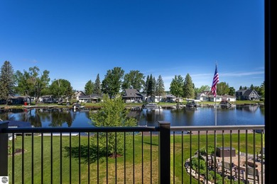 Stunning Waterfront home on Lake St. Helen. The open-floorplan - photo 23