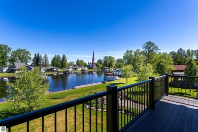 Stunning Waterfront home on Lake St. Helen. The open-floorplan - photo 24