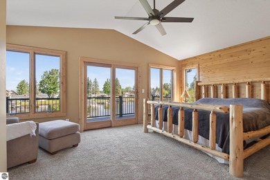 Stunning Waterfront home on Lake St. Helen. The open-floorplan - photo 25