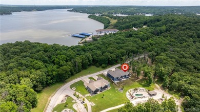 Brand-new, never-lived-in villa located at the 1MM in the - photo 38
