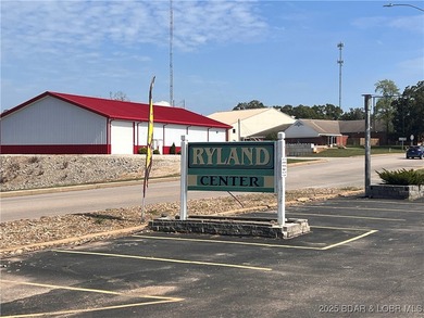 Lake Office Under Contract in Camdenton, Missouri