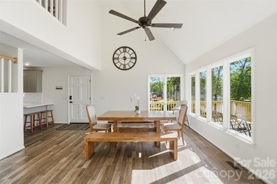 Wake up to breathtaking waterfront views in this beautifully - photo 11