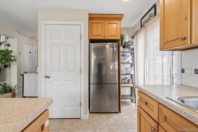 Welcome to 104 Franklin Place - a beautifully updated Cape - photo 12