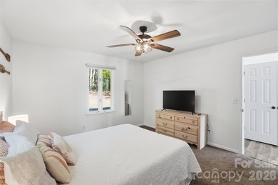 Wake up to breathtaking waterfront views in this beautifully - photo 21