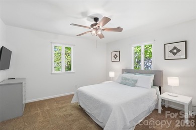 Wake up to breathtaking waterfront views in this beautifully - photo 25
