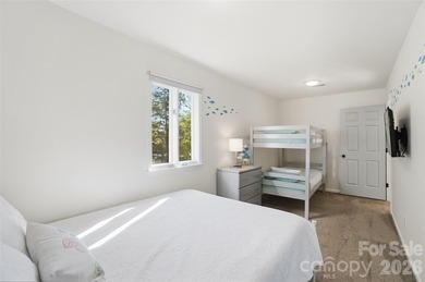 Wake up to breathtaking waterfront views in this beautifully - photo 33