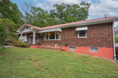 Lake of the Ozarks Home For Sale in Warsaw Missouri