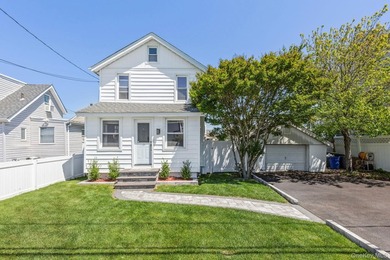 Welcome To 102 Clubhouse Road - A Charming Waterfront Home - photo 1