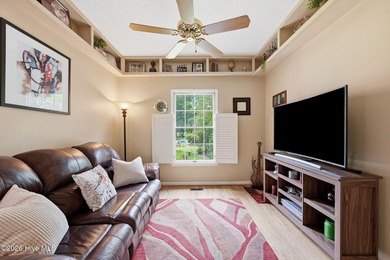 Welcome to low-maintenance, resort-style living on the Emerald - photo 12