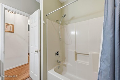 Welcome to low-maintenance, resort-style living on the Emerald - photo 14