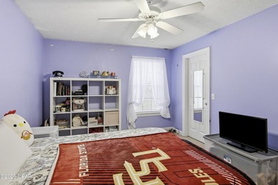 Nestled in the desirable Mowat Highlands subdivision, this - photo 22