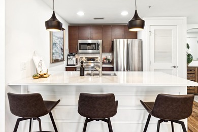 Updated & Upscale | Ground Floor Resort Retreat! Fully renovated - photo 4