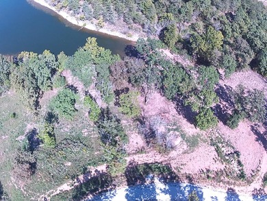New lakeside community with large waterfront and lake view lots - photo 4