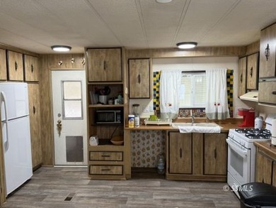Furniture included! Whether you're searching for the perfect - photo 11